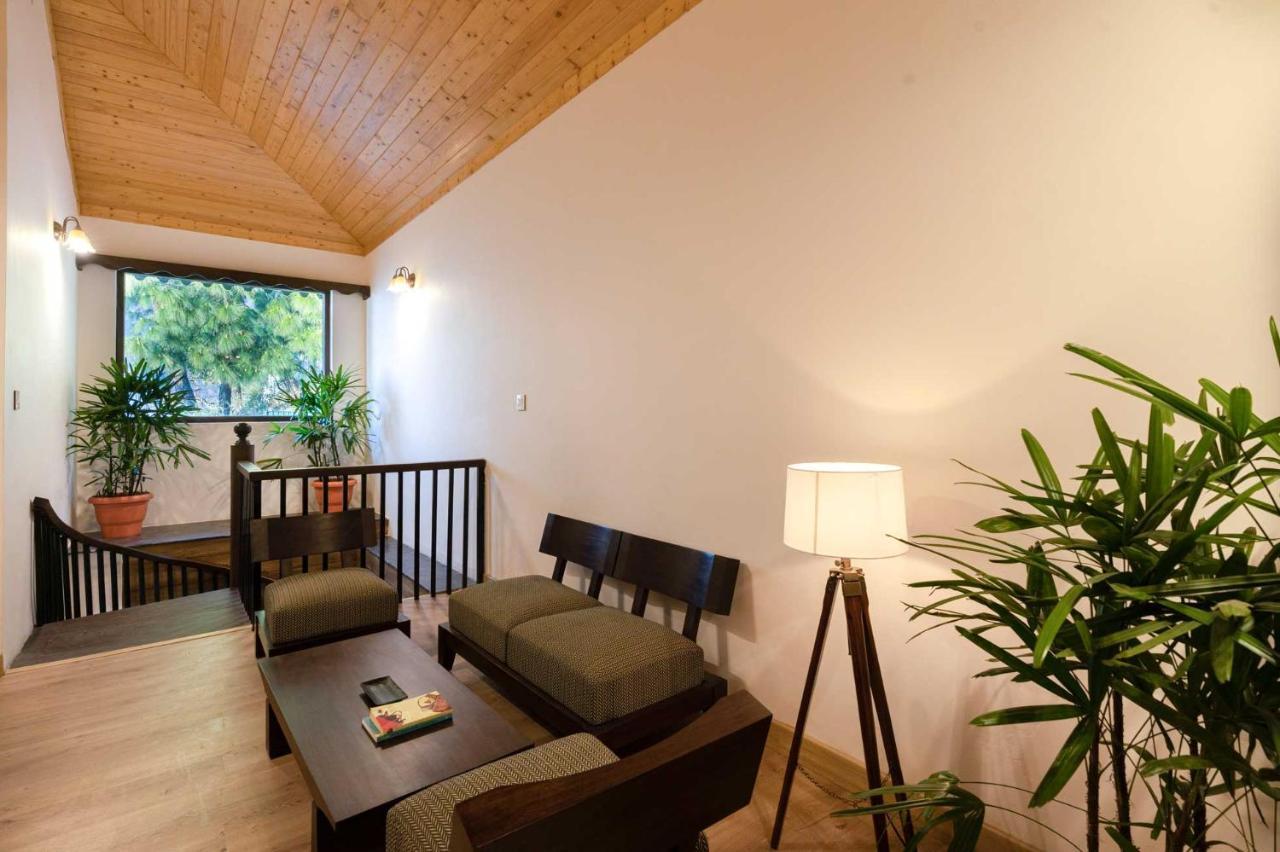 Stayvista At The Winter Line With Complimentary Breakfast Kasauli Exterior foto